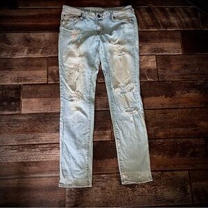 B Hermosa light blue wash jeans destroyed distressed painted super skinny 9